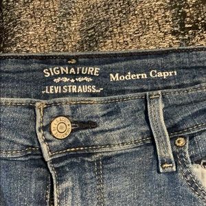 Levi’s Modern Capri